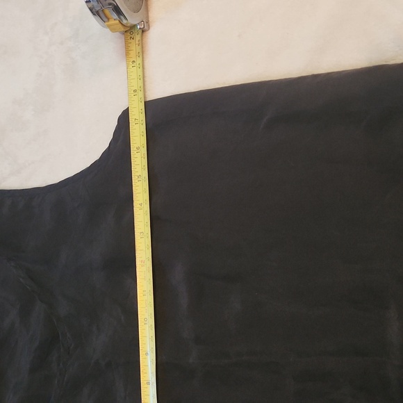 Daniel Hechter vintage 100% silk sleeveless blouse - Picture 5 of 7